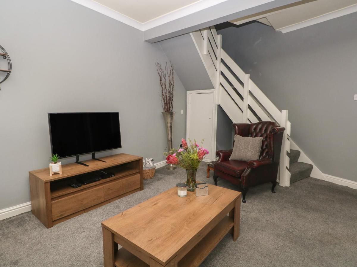 21 Chew Valley Road Oldham Dış mekan fotoğraf