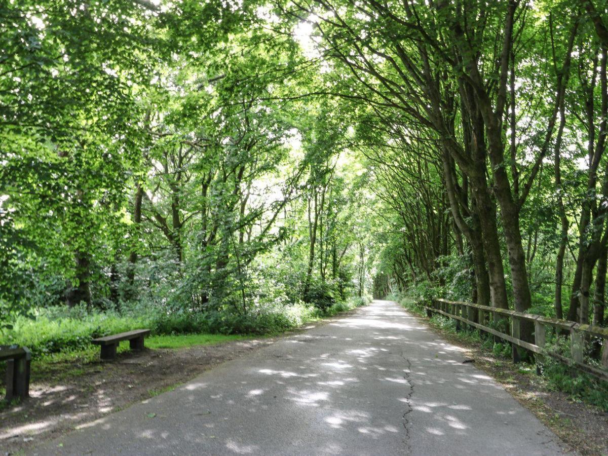 21 Chew Valley Road Oldham Dış mekan fotoğraf